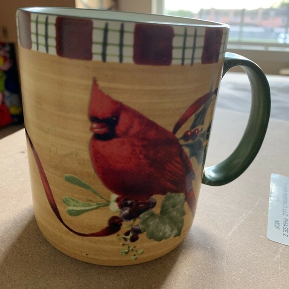 Lenox Winter Greetings Everyday Mug/Cup CARDINAL C - Picture 1 of 3